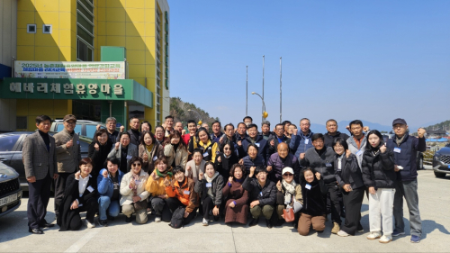 경상남도 농촌체험휴양마을 
2025년 역량강화교육 위원장,사무장 심화과정
1. 농촌체험휴양마을 139개 마을
  가.  2025년 역량강화교육 위원장,사무장 심화과정 (25.3.19-21) 2박3일
  나.  2025년 역량강화교육 사무장 전문과정 (25.3.26-28) 2박3일
  다.  2025년 역량강화교육 위원장 전문과정 (25.4.1-3) 2박3일